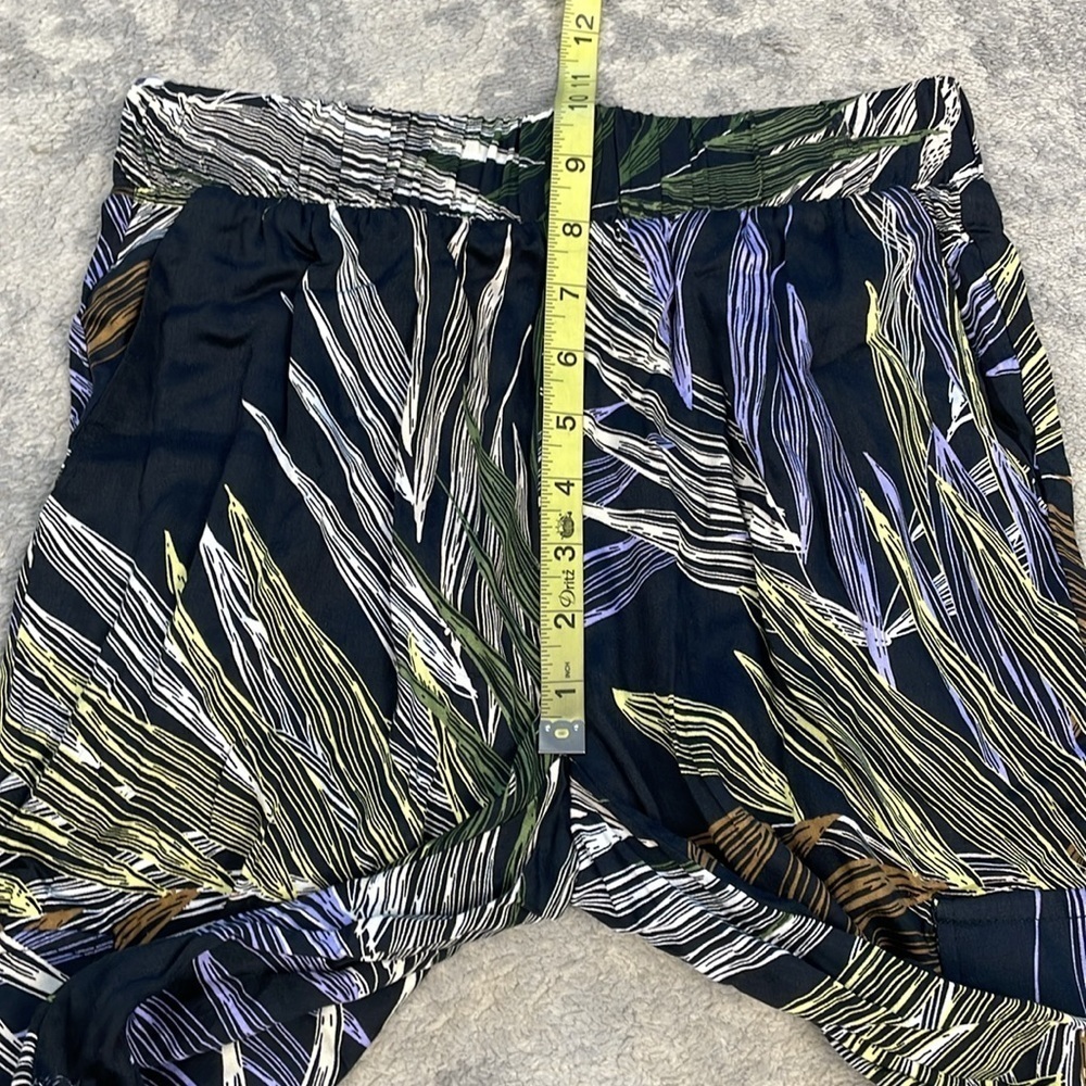 T TAHARI Printed Wide Leg Cargo Pants In Fan Print Tropical Hawaii Sz XS - Picture 11 of 13
